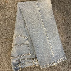 38/32 mens relaxed boot wrangler jeans